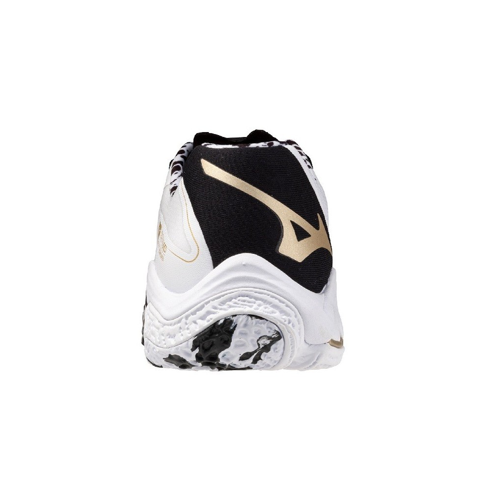 MIZUNO WAVE LIGHTNING Z8 White with black and gold | Handbolaunpas