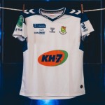 CAMISETA LOCAL KH7 BMG 25-26 | Handbolaunpas